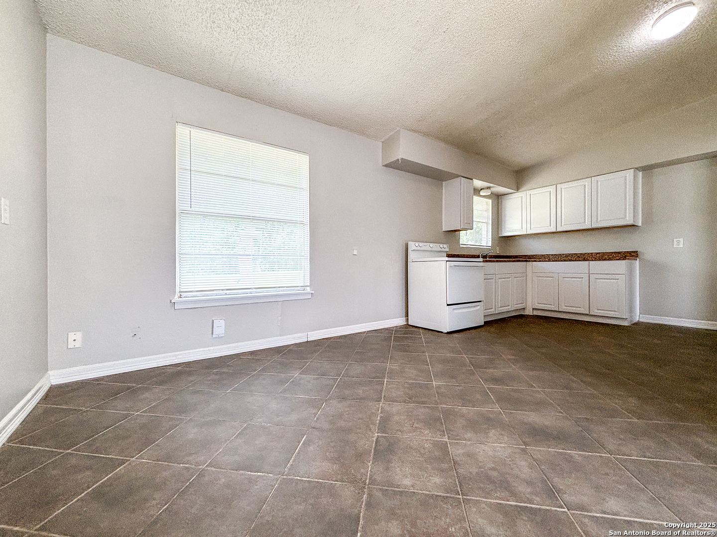 319 Hialeah Avenue San Antonio TX 78218