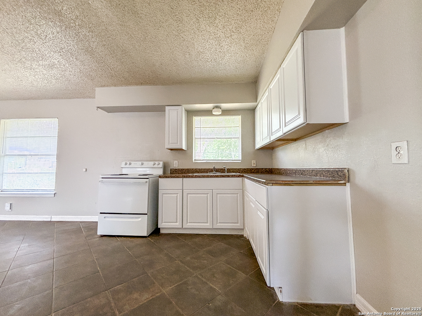 319 Hialeah Avenue San Antonio TX 78218