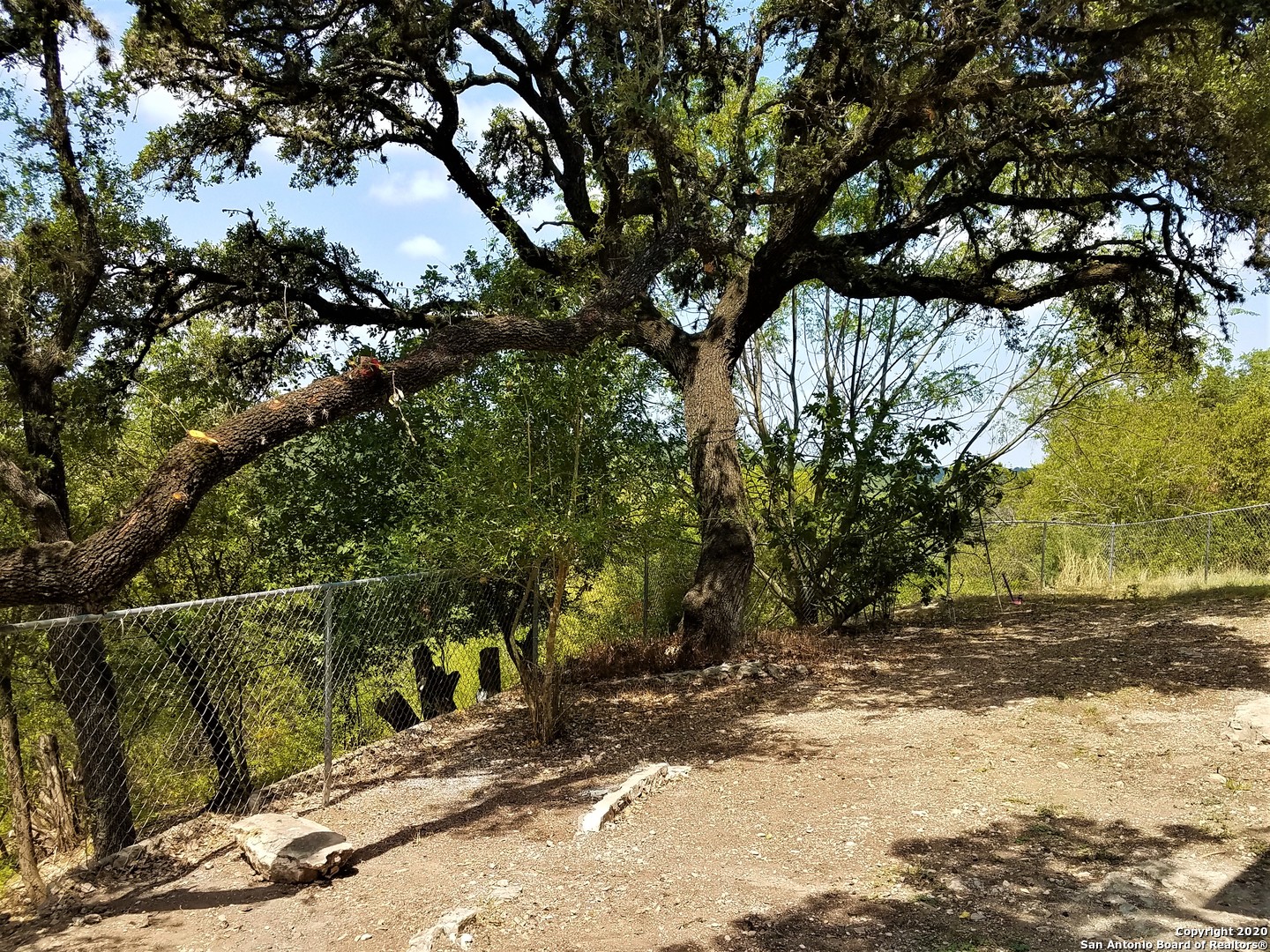 17803 Hilltop Drive Helotes TX 78023