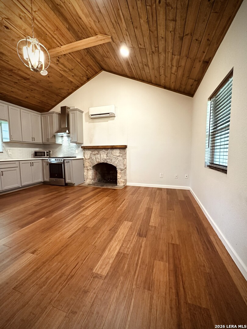 17803 Hilltop Drive Helotes TX 78023