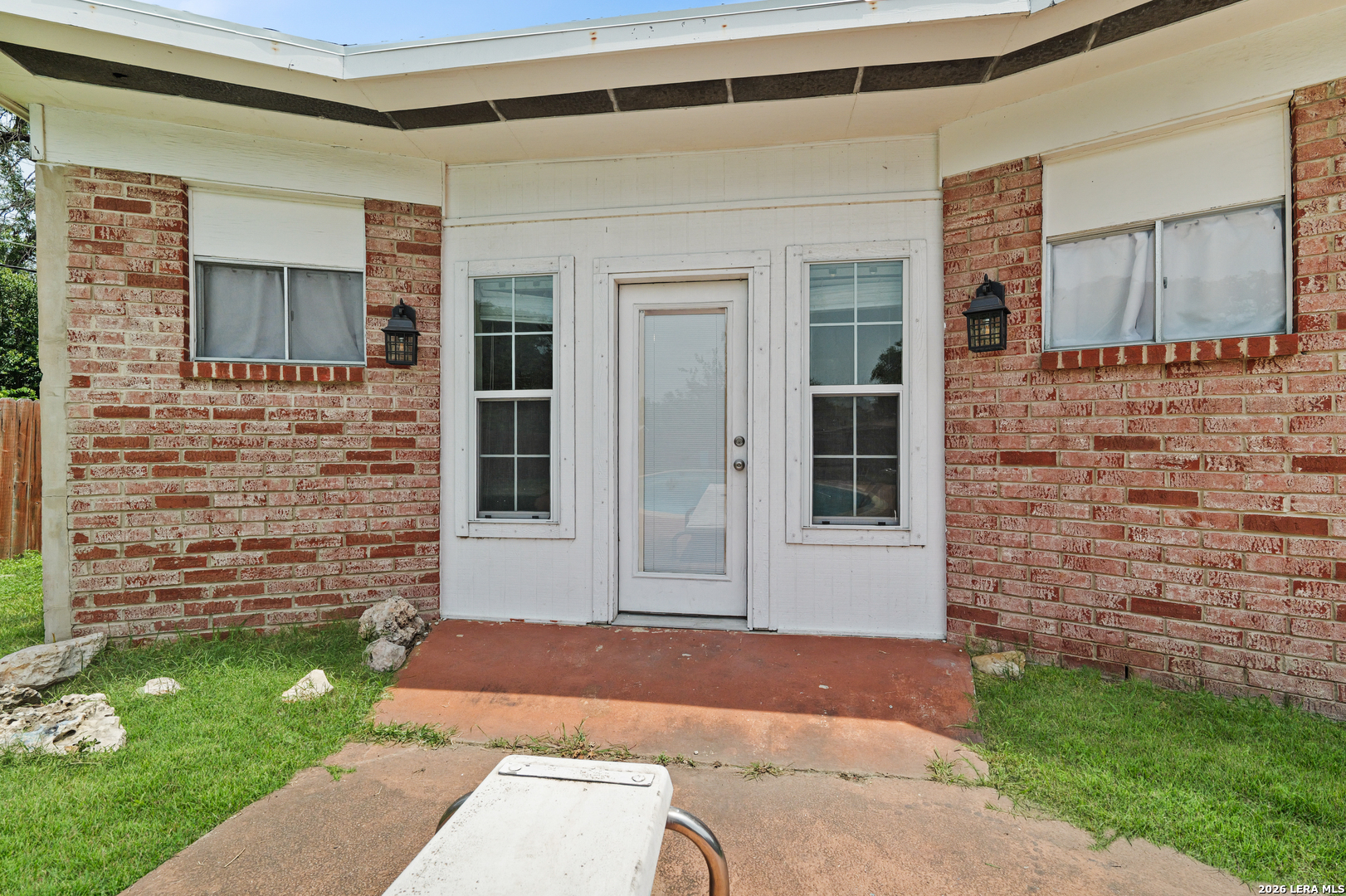221 Cloudmont Windcrest TX 78239