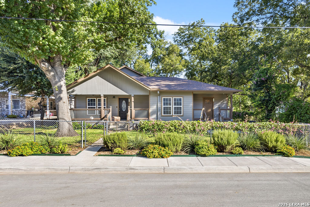 333 E Hafer San Antonio TX 78214