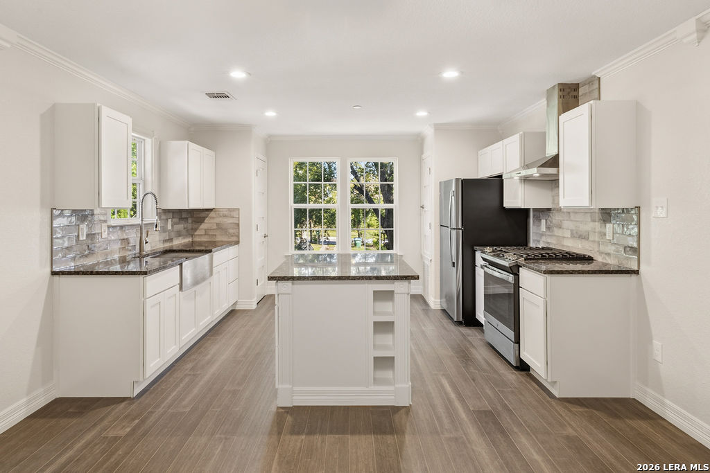 333 E Hafer San Antonio TX 78214