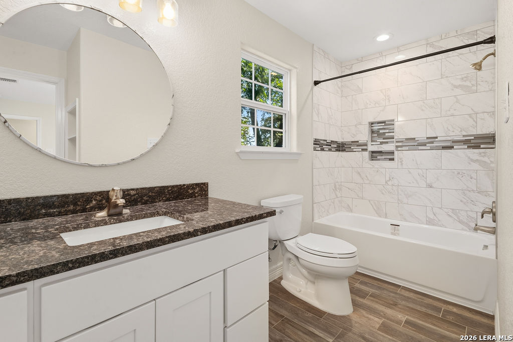 333 E Hafer San Antonio TX 78214