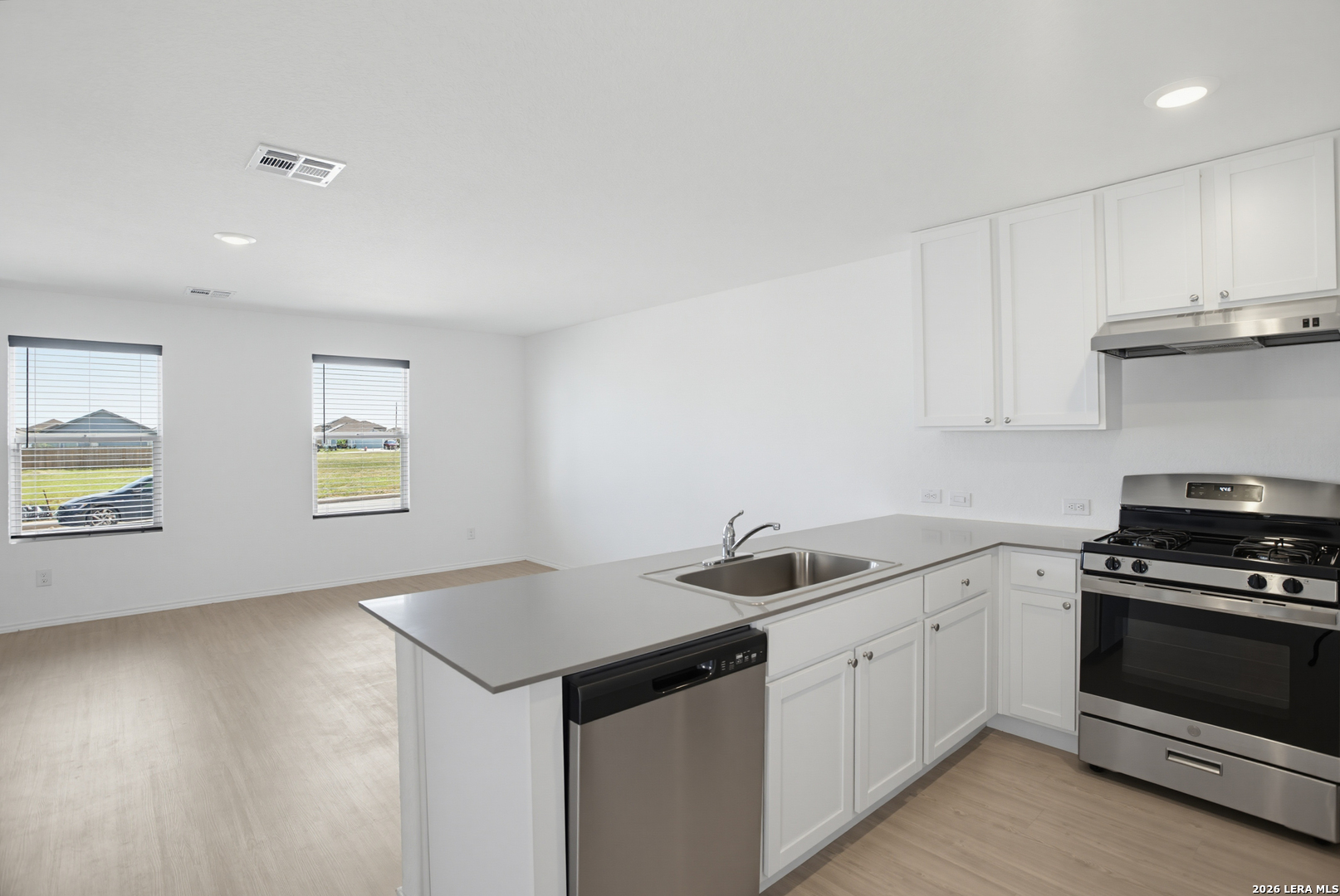 11711 Field Briar Converse TX 78109