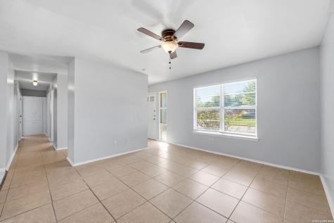 701 Aviation Avenue Schertz TX 78154