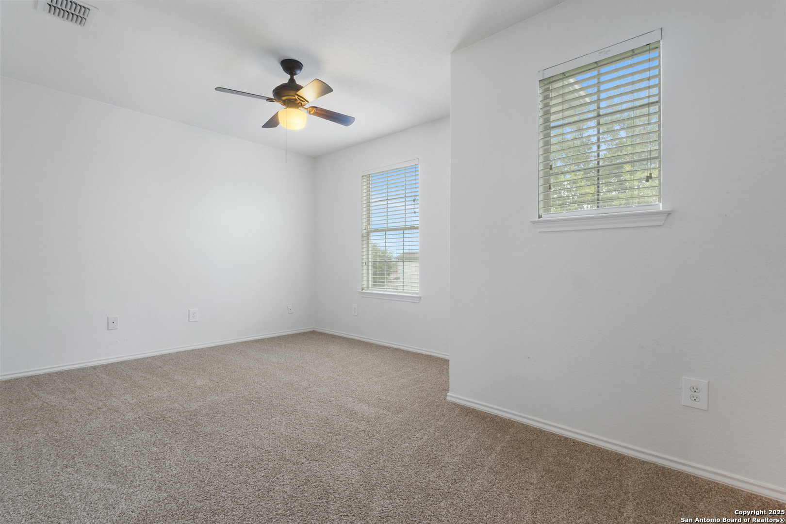9418 Madison Creek Converse TX 78109