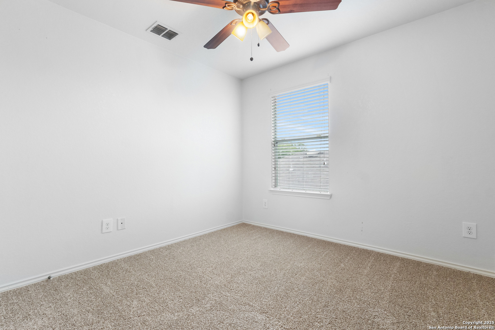 9418 Madison Creek Converse TX 78109