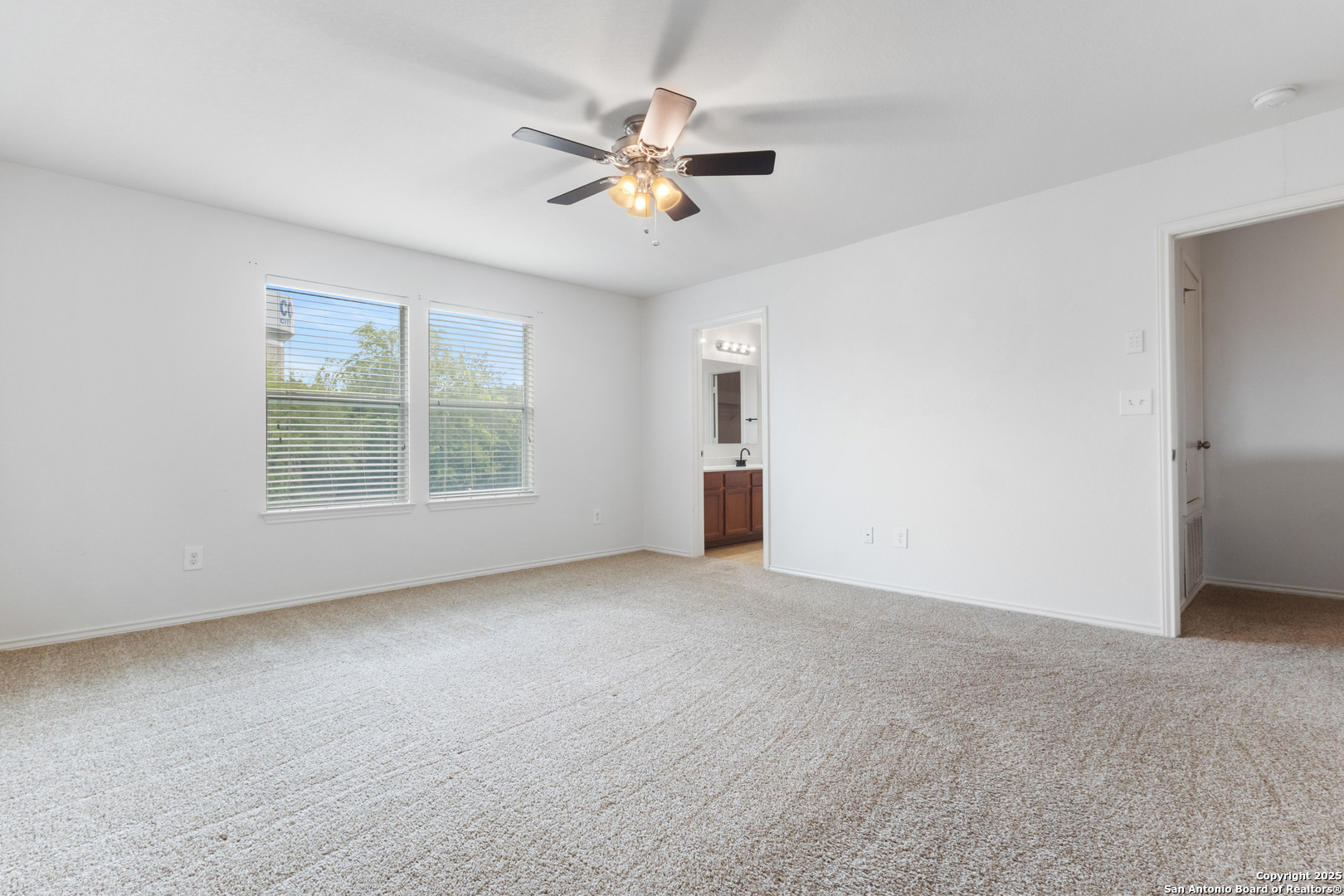9418 Madison Creek Converse TX 78109
