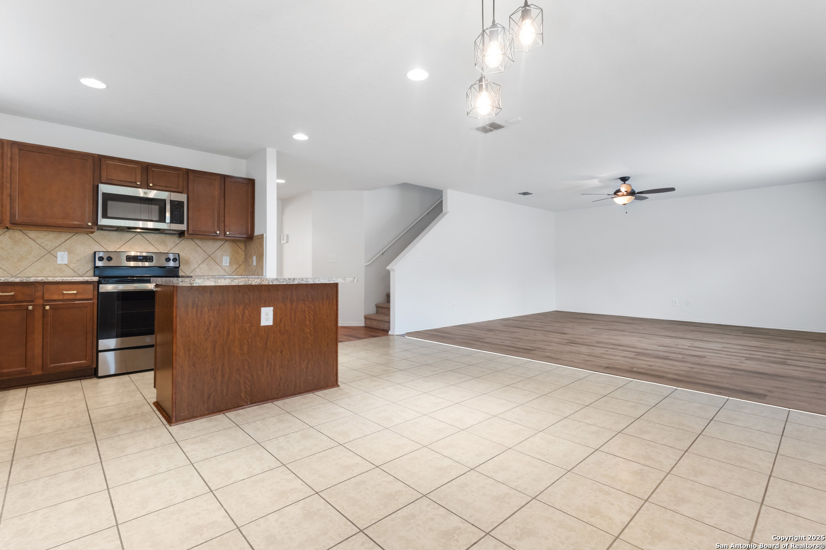9418 Madison Creek Converse TX 78109