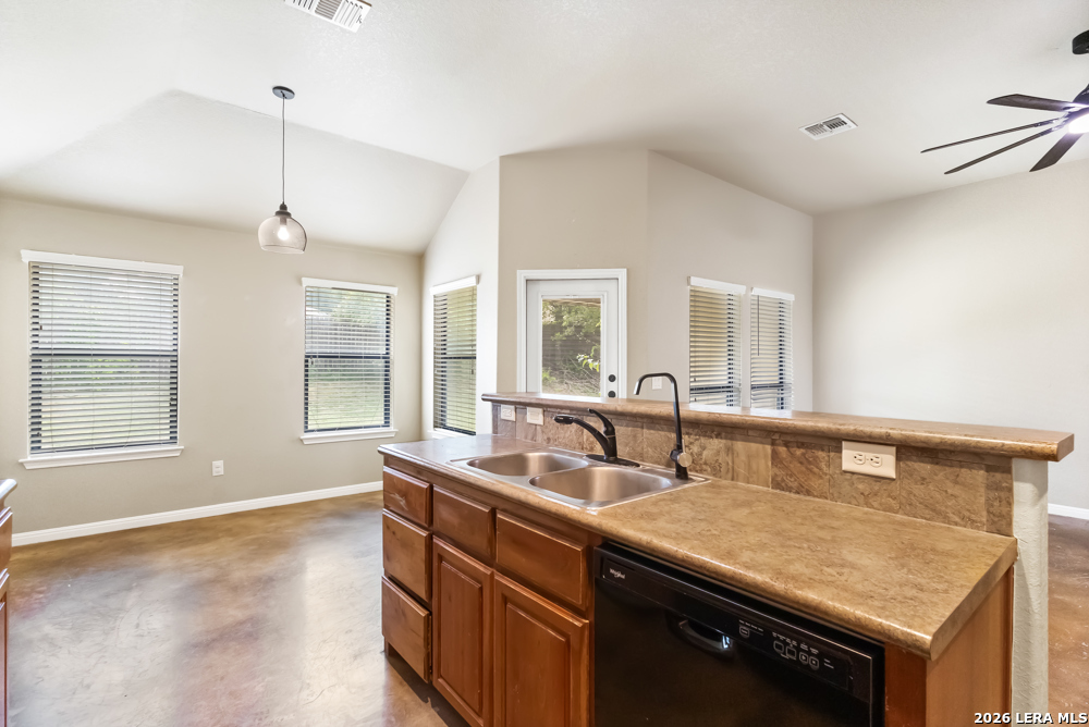 2015 Sungate Drive New Braunfels TX 78130
