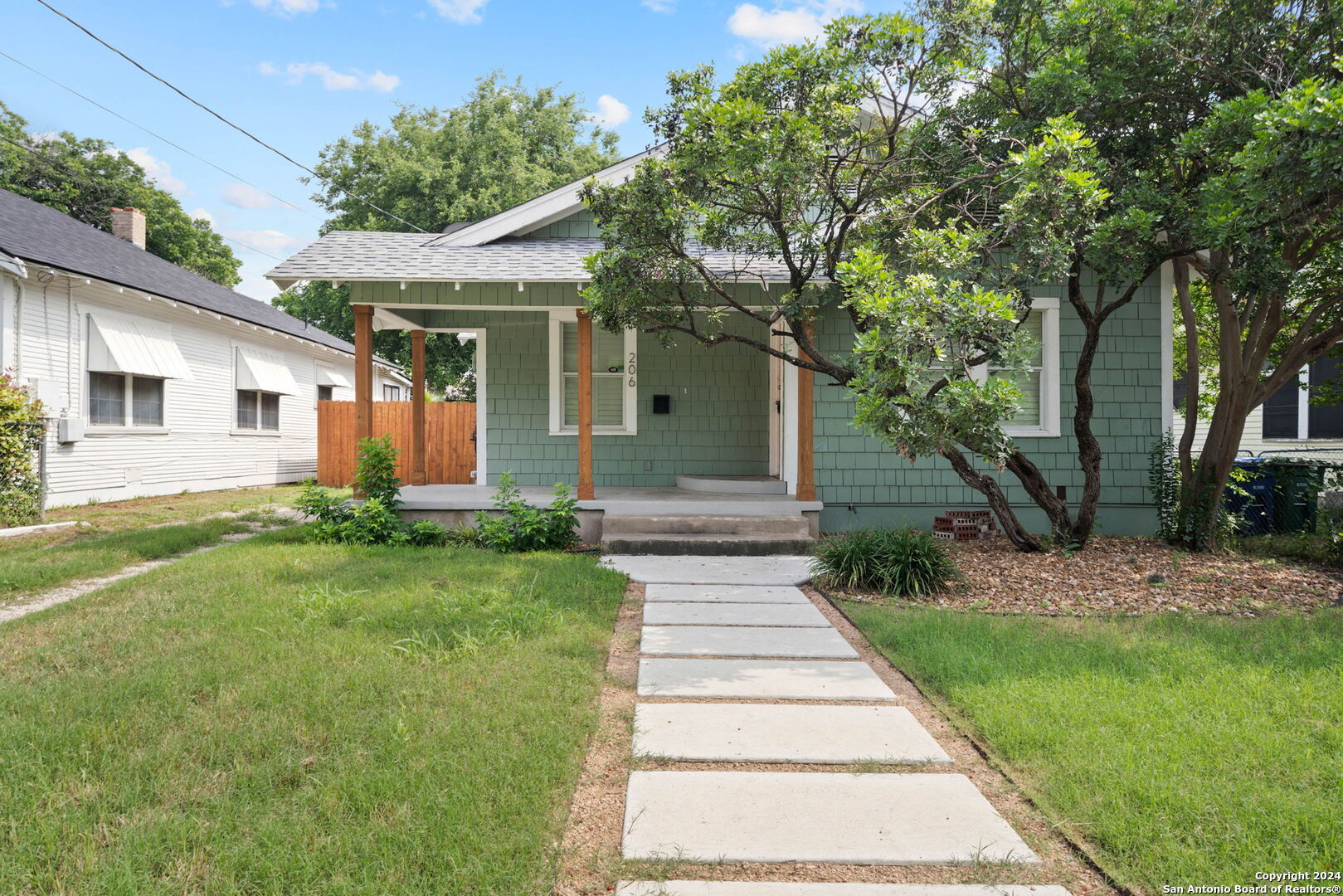 206 W High Avenue San Antonio TX 78210