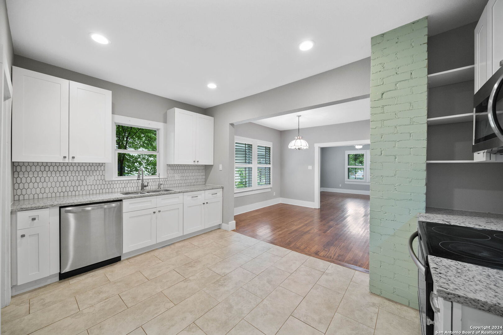 206 W High Avenue San Antonio TX 78210