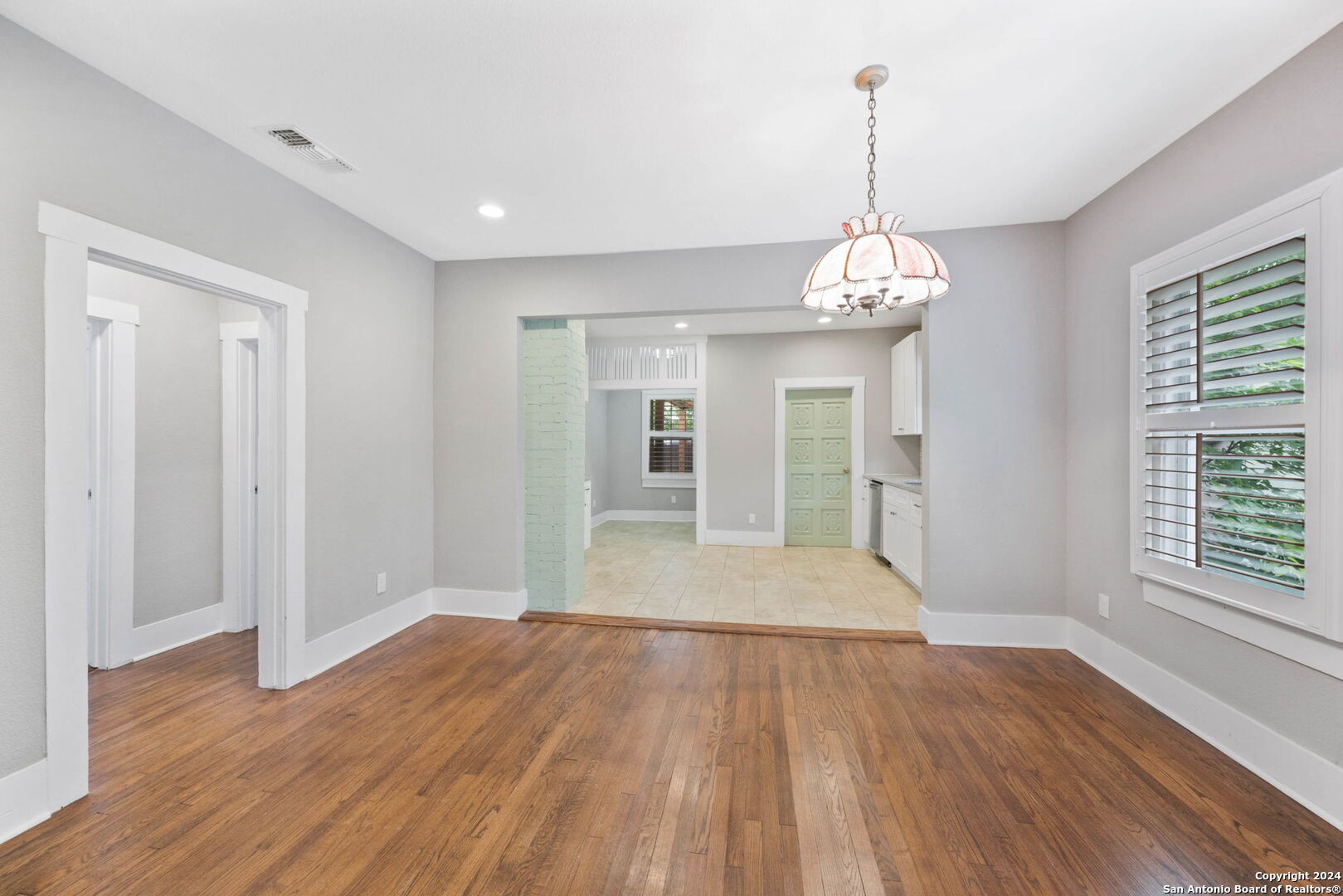 206 W High Avenue San Antonio TX 78210