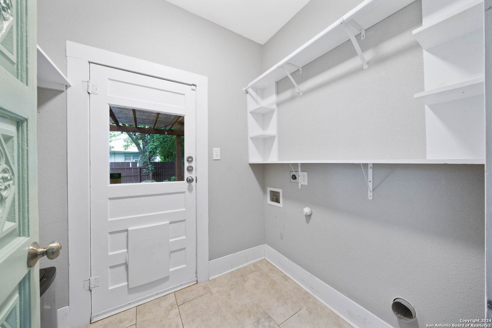 206 W High Avenue San Antonio TX 78210
