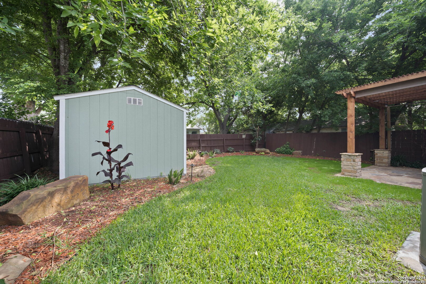 206 W High Avenue San Antonio TX 78210