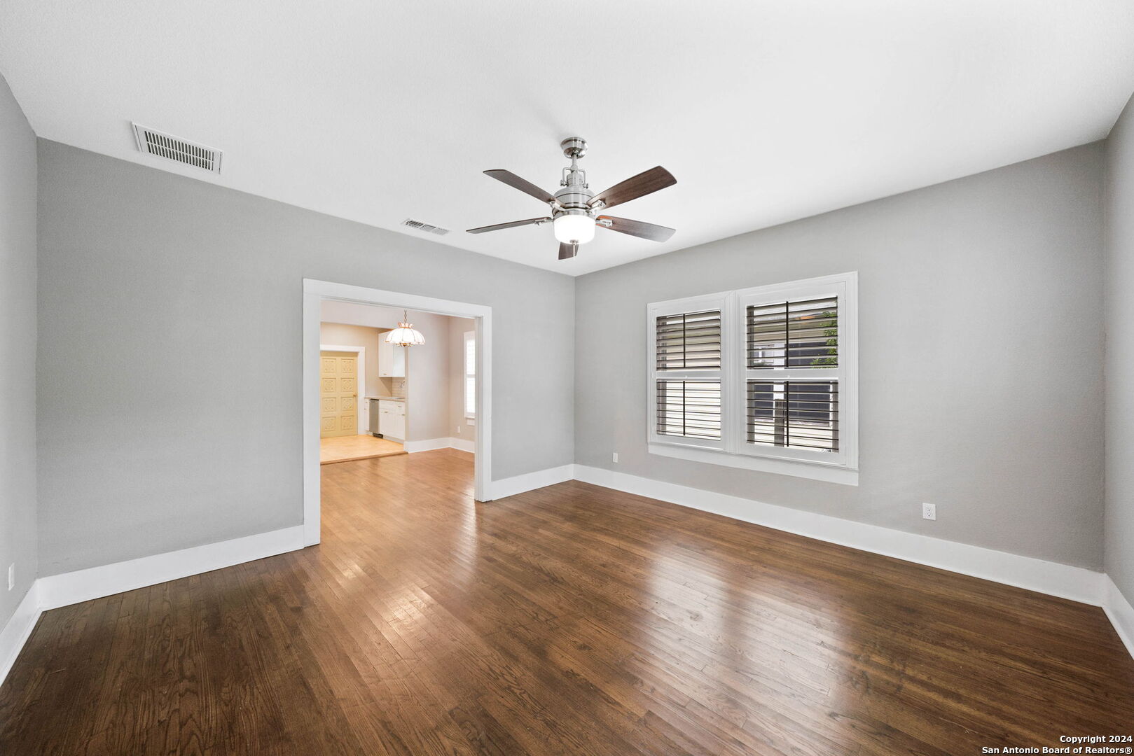 206 W High Avenue San Antonio TX 78210