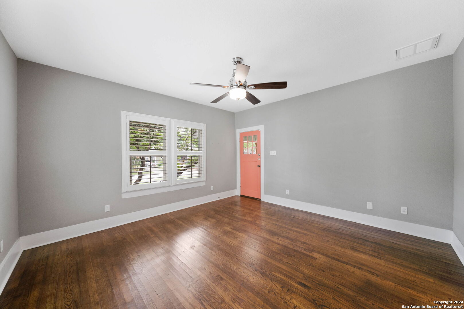 206 W High Avenue San Antonio TX 78210
