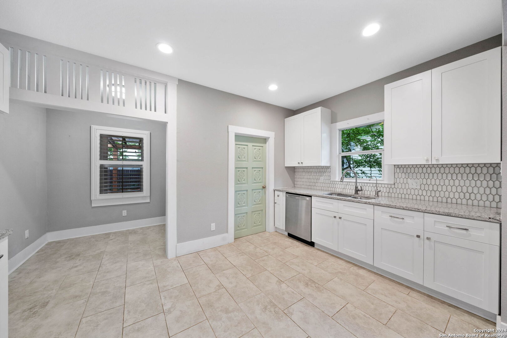 206 W High Avenue San Antonio TX 78210
