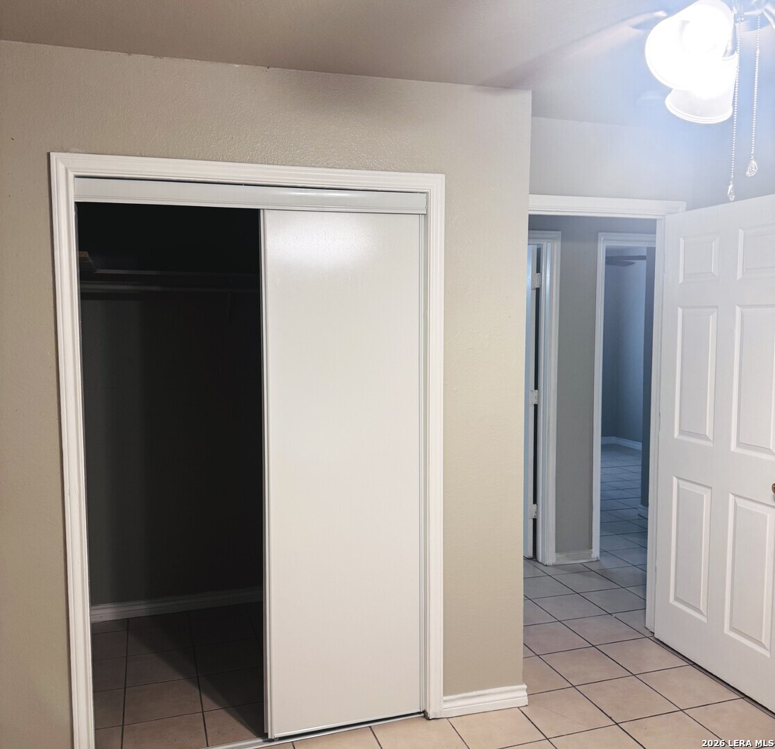 433 Amires Place San Antonio TX 78237