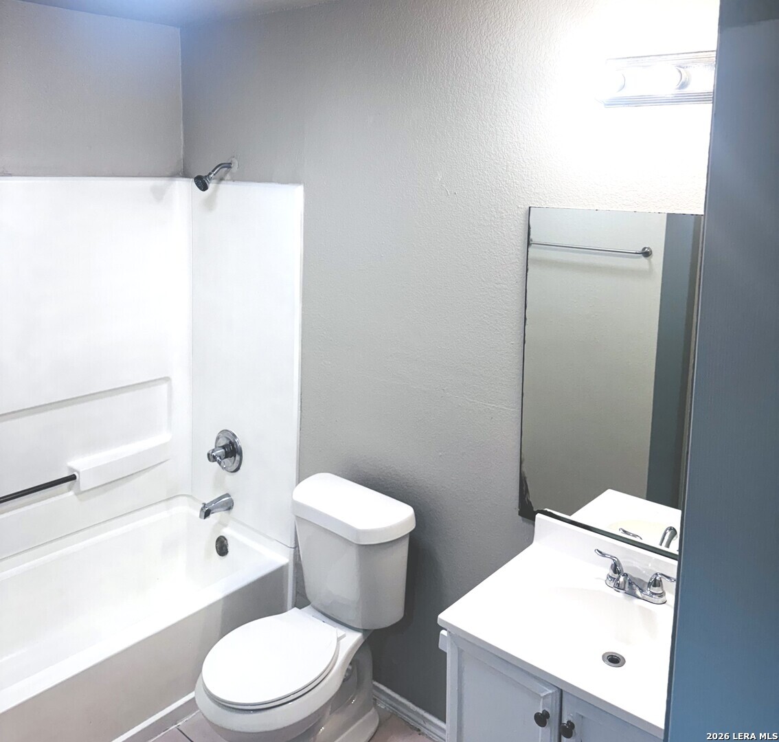 433 Amires Place San Antonio TX 78237