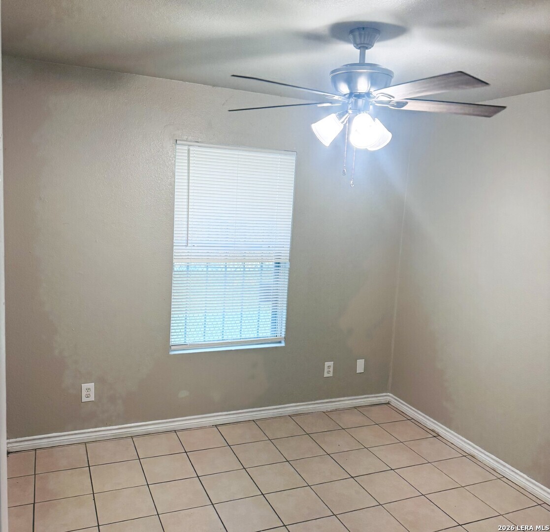 433 Amires Place San Antonio TX 78237