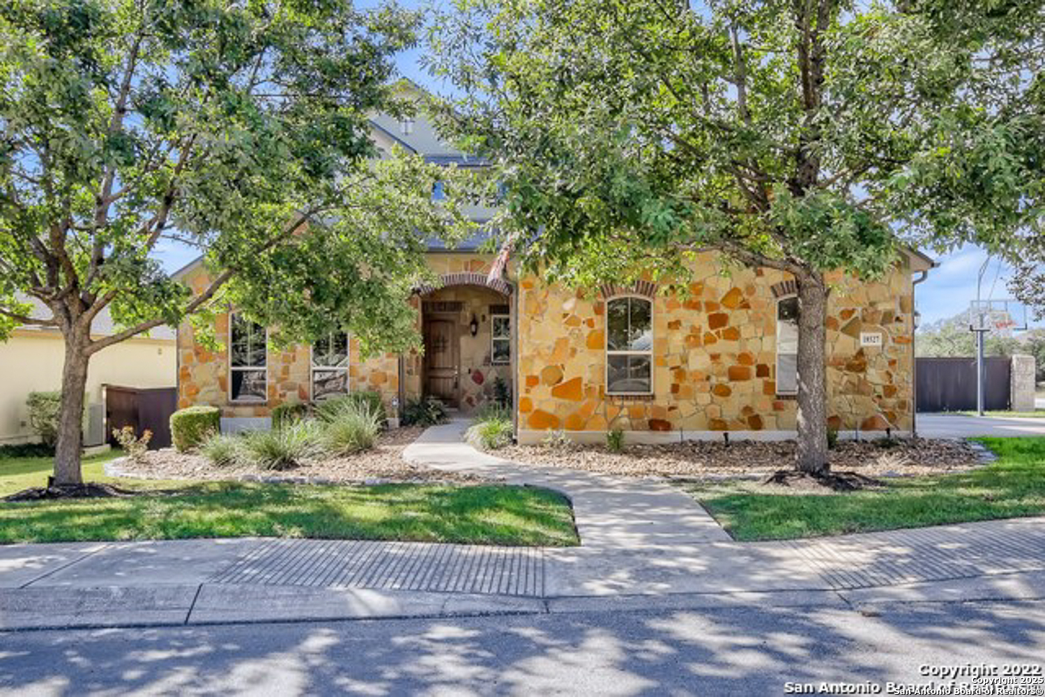 18527 Canoe Brook San Antonio TX 78258
