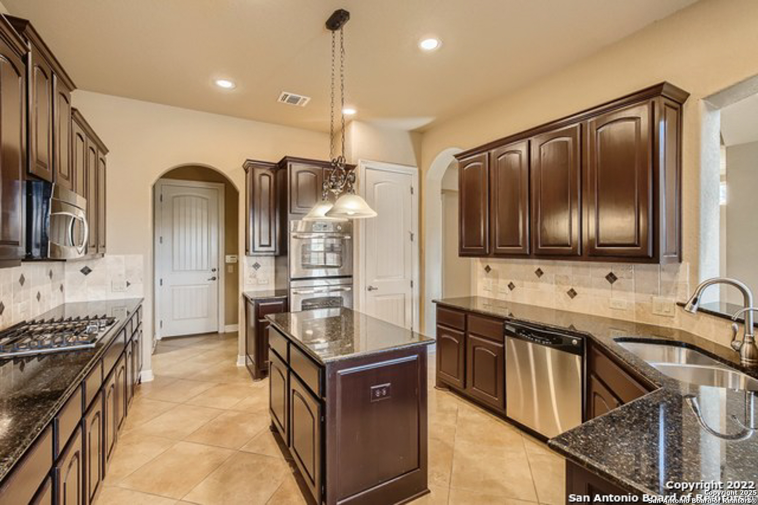 18527 Canoe Brook San Antonio TX 78258