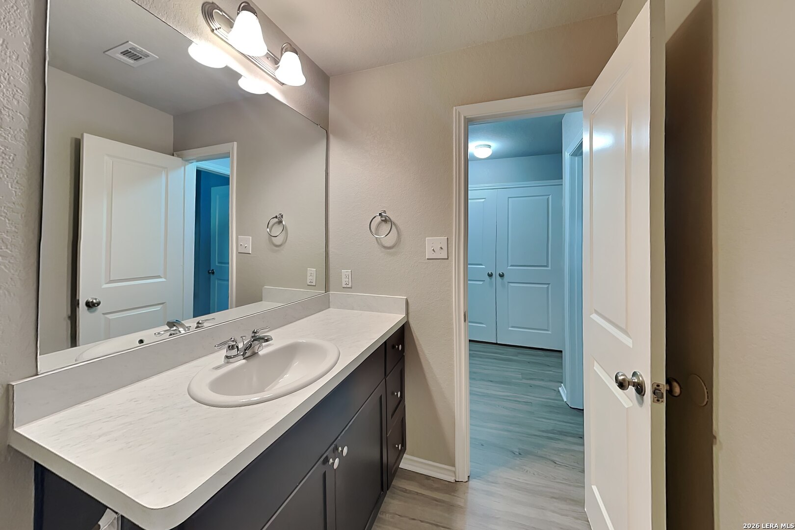 8506 Amistad Cove Converse TX 78109