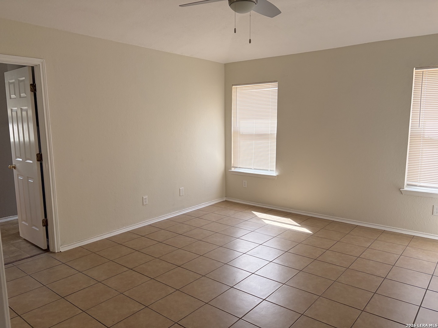 9430 Hacienda Acres San Antonio TX 78245