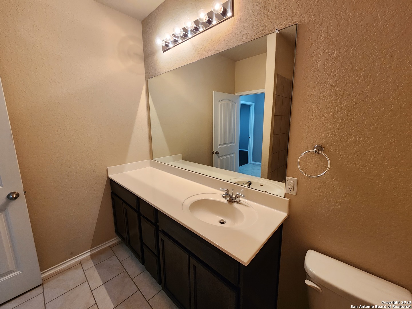 654 Sage Thrasher San Antonio TX 78253