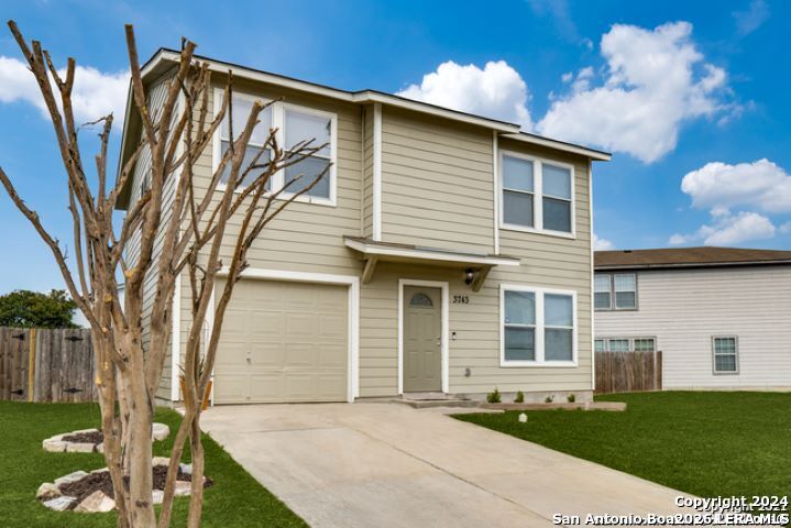 3743 Amber Leaf San Antonio TX 78245