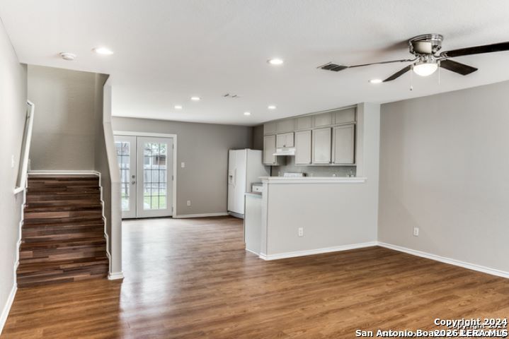 3743 Amber Leaf San Antonio TX 78245