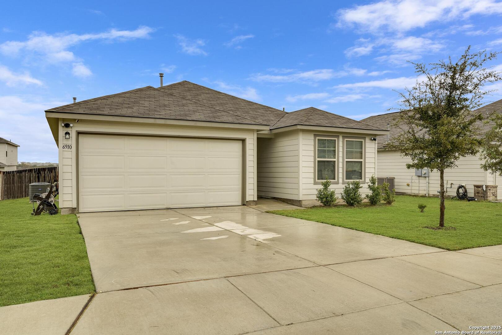 6910 Shiraz Way Converse TX 78109