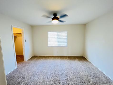 22622 Madison Park San Antonio TX 78260