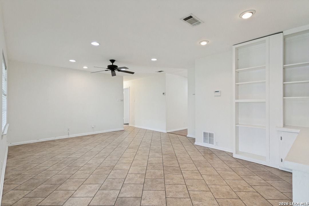 4407 Sun Vista Lane San Antonio TX 78217