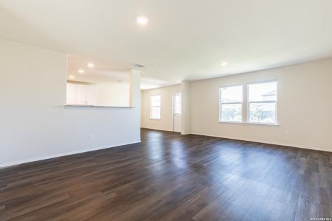 6222 Fieldrun San Antonio TX 78218