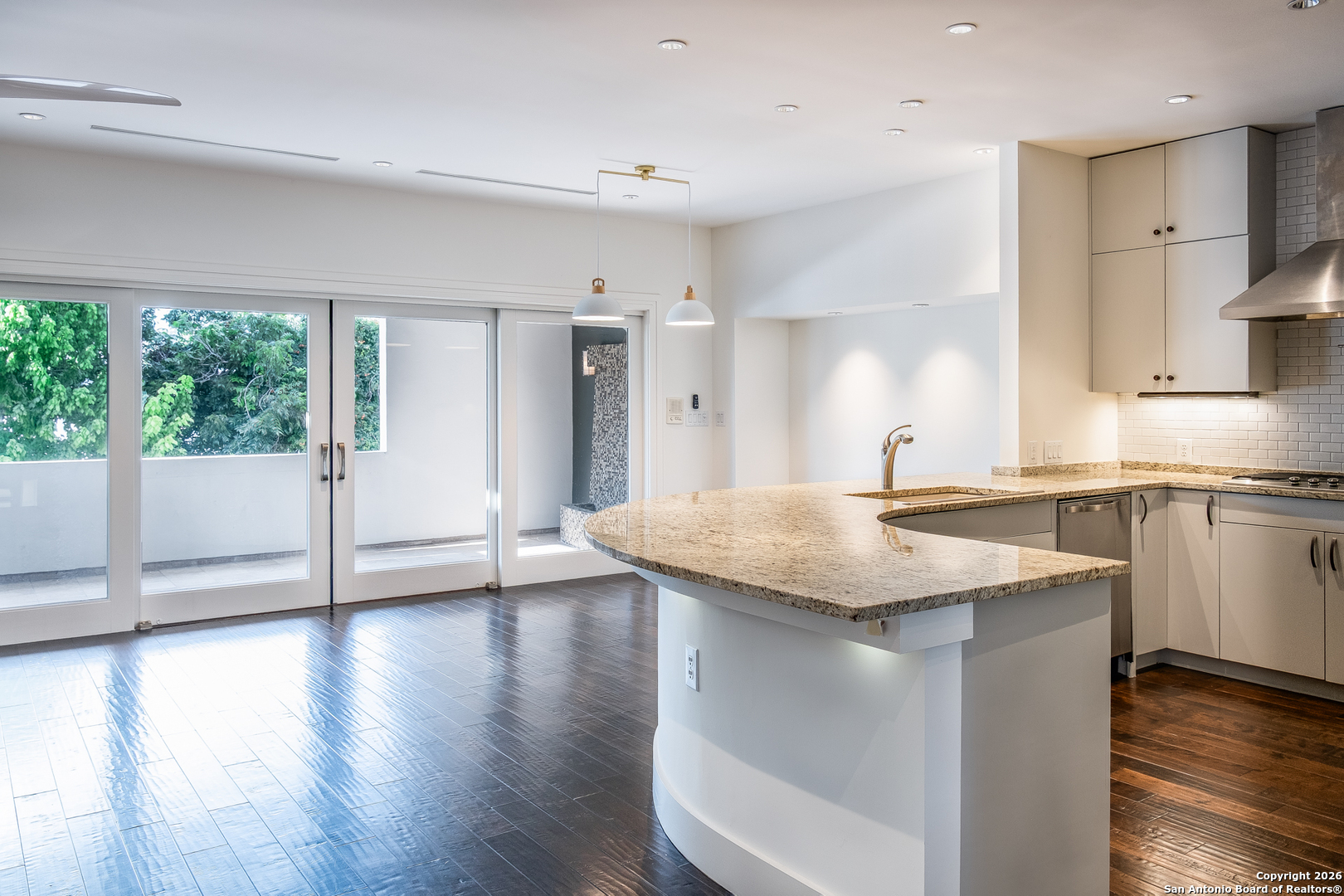 215 Annie Street Olmos Park TX 78212