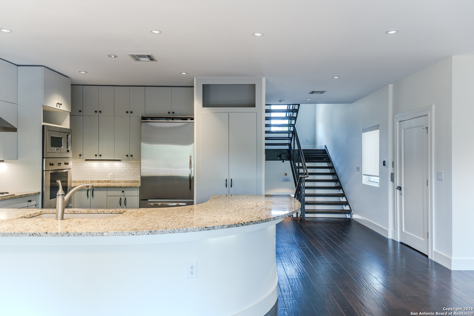 215 Annie Street Olmos Park TX 78212