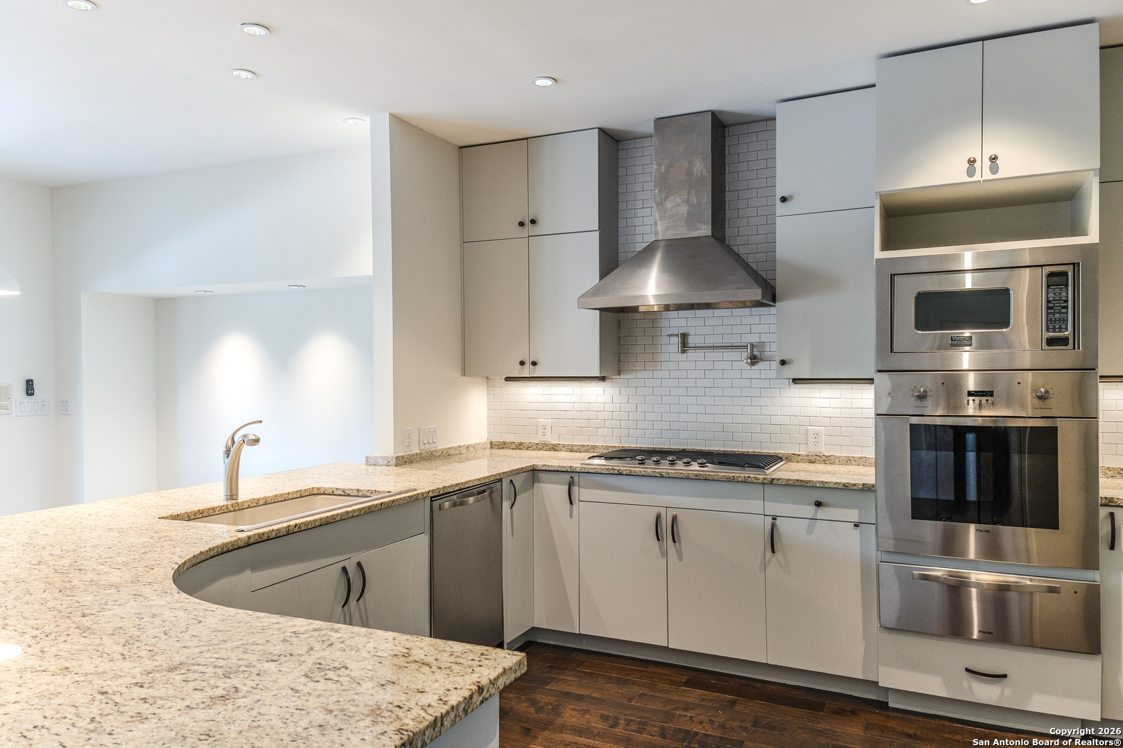 215 Annie Street Olmos Park TX 78212