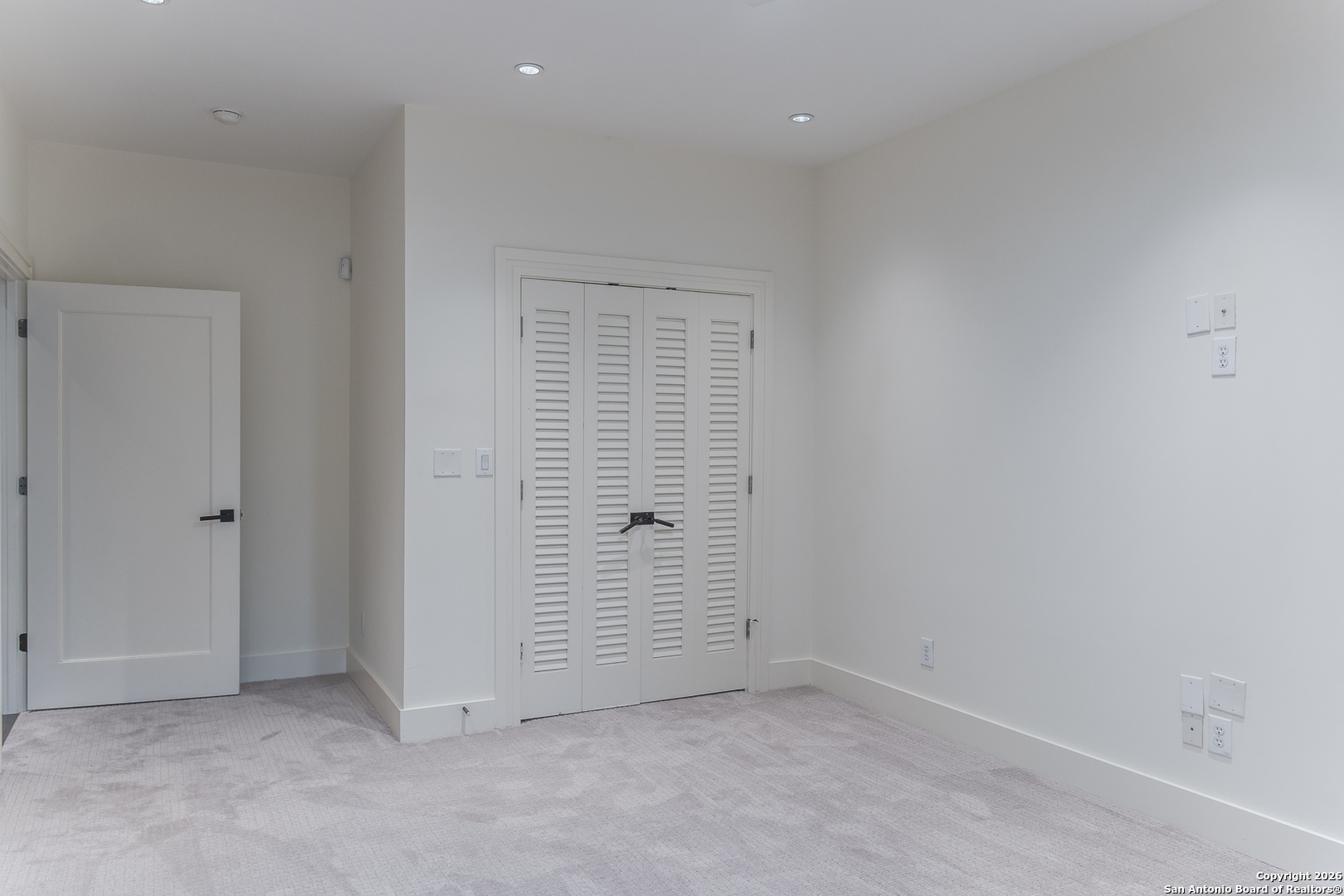 215 Annie Street Olmos Park TX 78212