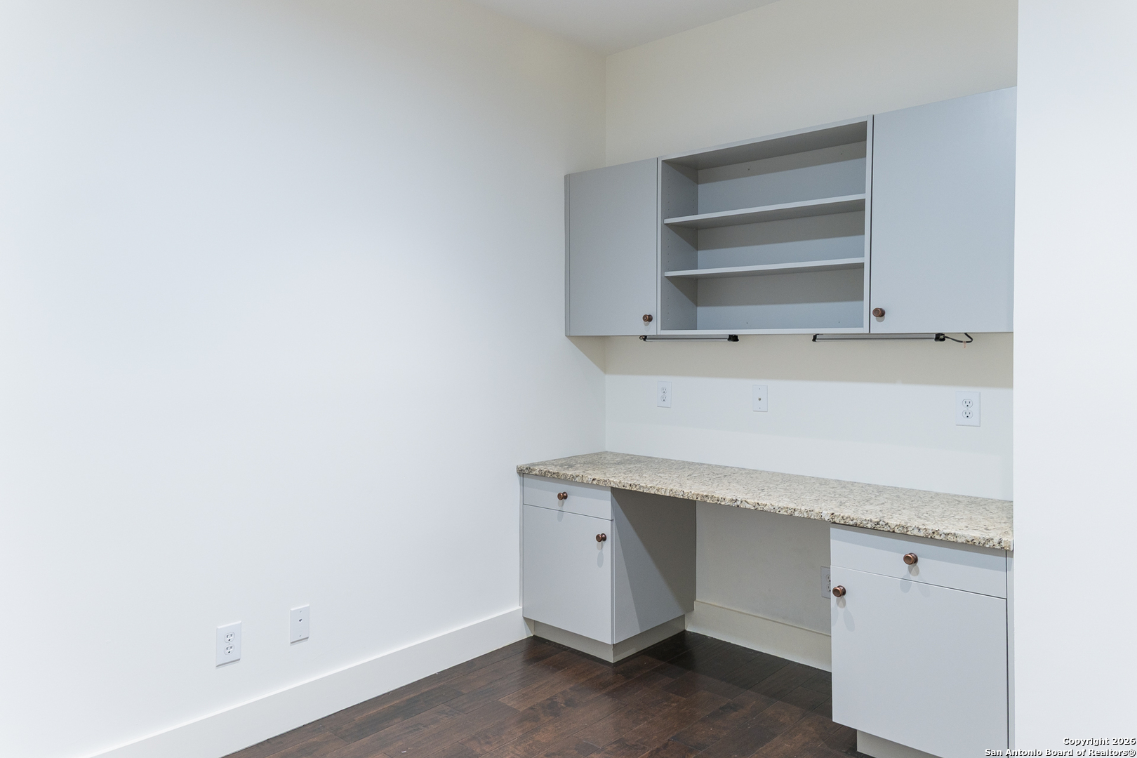 215 Annie Street Olmos Park TX 78212