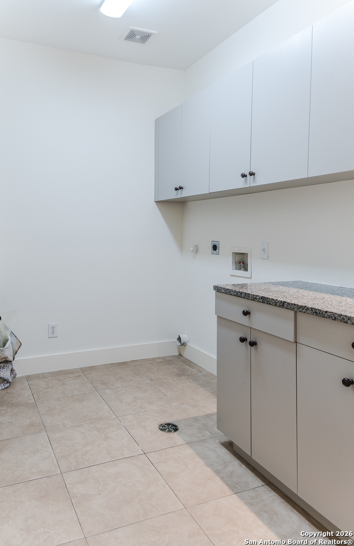 215 Annie Street Olmos Park TX 78212