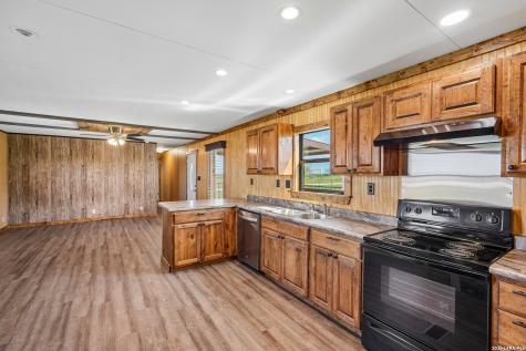 849 County Road 302 Floresville TX 78114