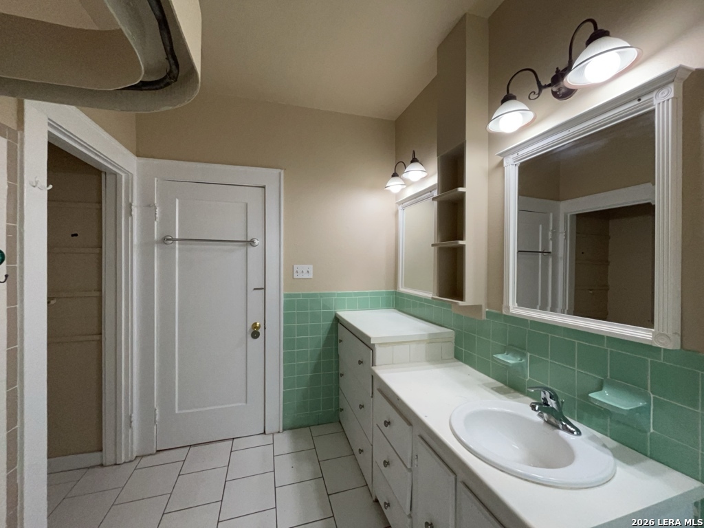 205 Eleanor Avenue San Antonio TX 78209