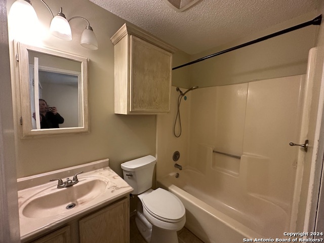 12022 Stoney Park San Antonio TX 78247