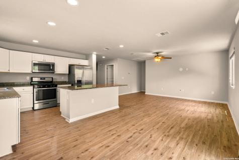 10110 Relic Oaks San Antonio TX 78240