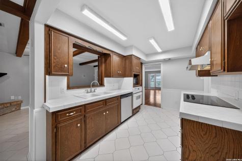 3743 Newrock Drive San Antonio TX 78230