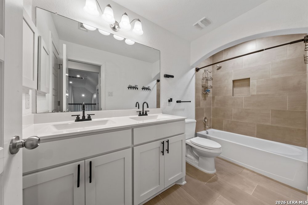 221 Terramar Cibolo TX 78108