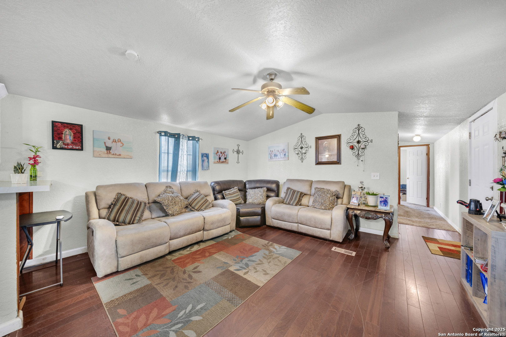 11791 Kinney Road Atascosa TX 78002
